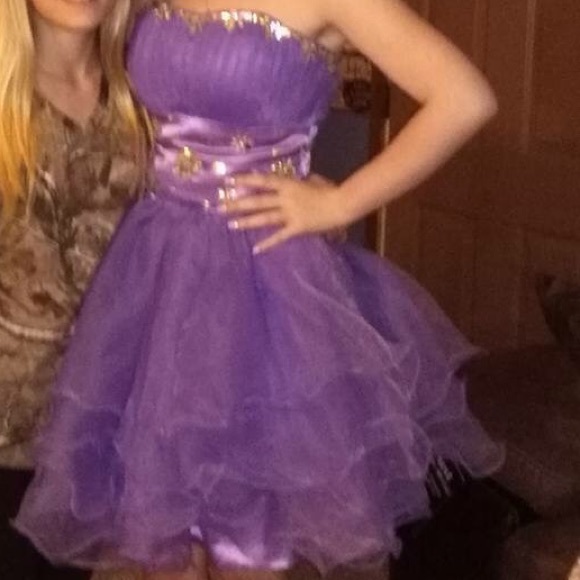 Homecoming dress - Picture 2 of 2